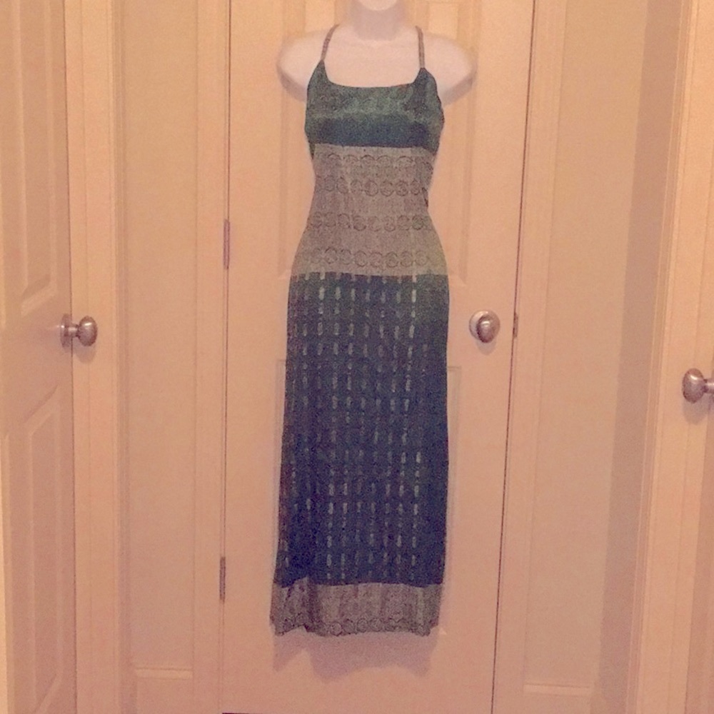 EUC Sz M Green & Gold Indian Silk Dress